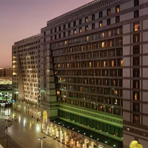 Review Hotel Hilton Madinah Pengalaman Menginap Mewah Dekat Masjid Nabawi